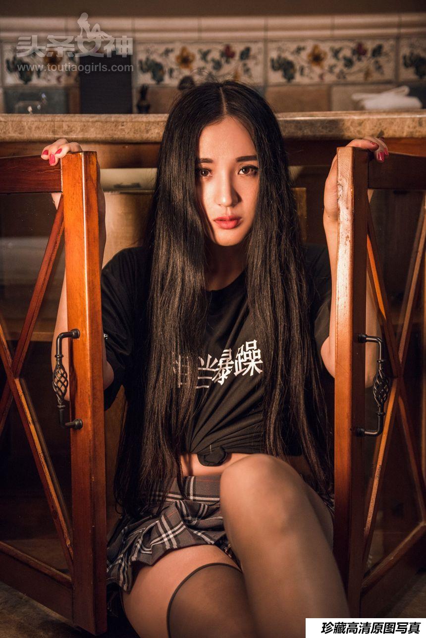 [TouTiao头条女神] 2017.08.13 No.415 星空美人 涟漪 [41+1P]