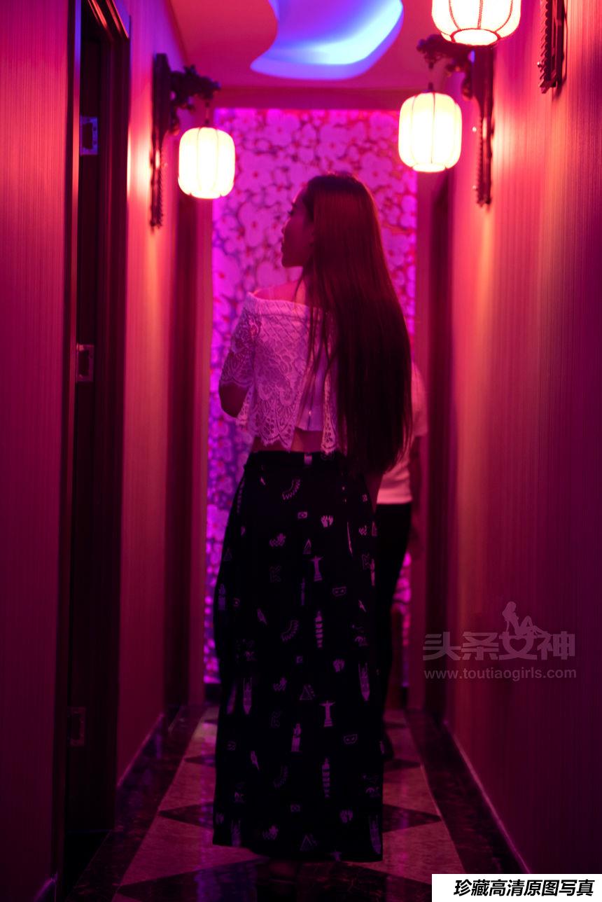 [TouTiao头条女神] 2017.08.30 No.429 艾小青在三里屯遭遇了什么 水铂宫篇 [50+1P]