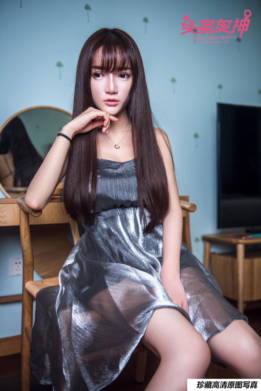 [TouTiao头条女神] 2017.09.20 No.447 小如镜的梳妆镜  [71+1P]