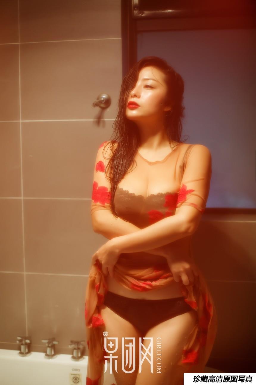 [GIRLT果团网] 2017-10-04 NO.074 凤萧兮红霓裳 [46+1P]