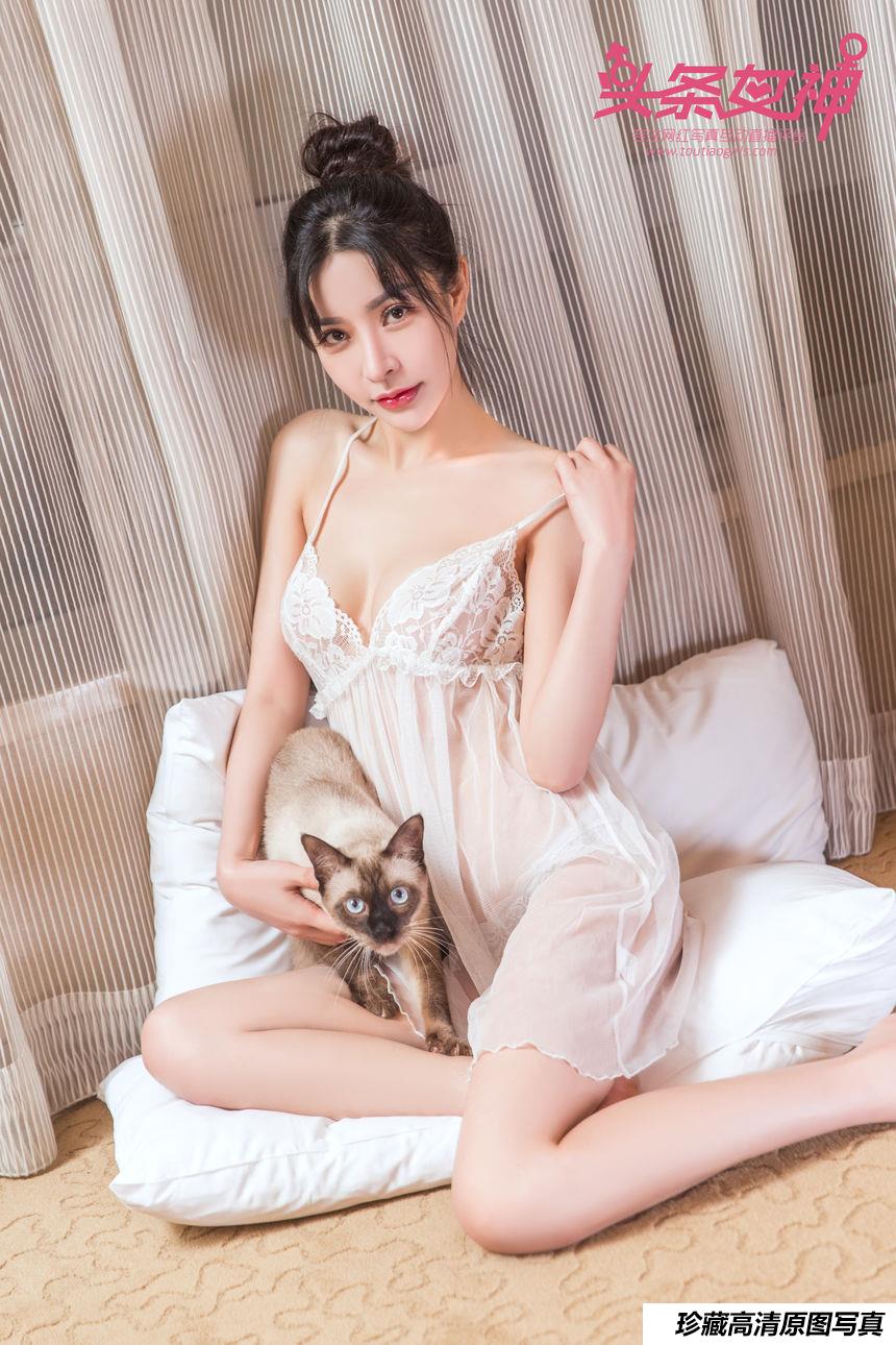 [TouTiao头条女神] 2017.10.09 No.461 baby选片少女与猫   [41+1P]