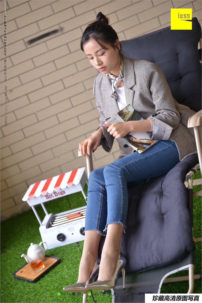 [IESS异思趣向] 2018.03.27 丝足便当210《经典小脚》华华 [99+1P]