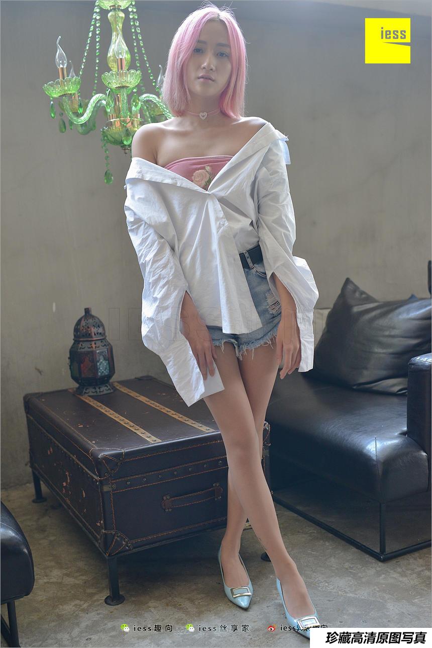 [IESS异思趣向] 2018.05.08 丝足便当228《黑丝女神的红蓝黄》潇潇 [76+1P]