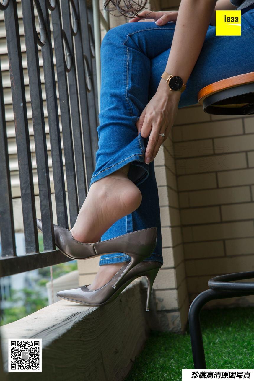 [IESS异思趣向] 2018.05.21 丝享家236《辣妈的喇叭裤短丝》辣妈（君君）[99+1P]