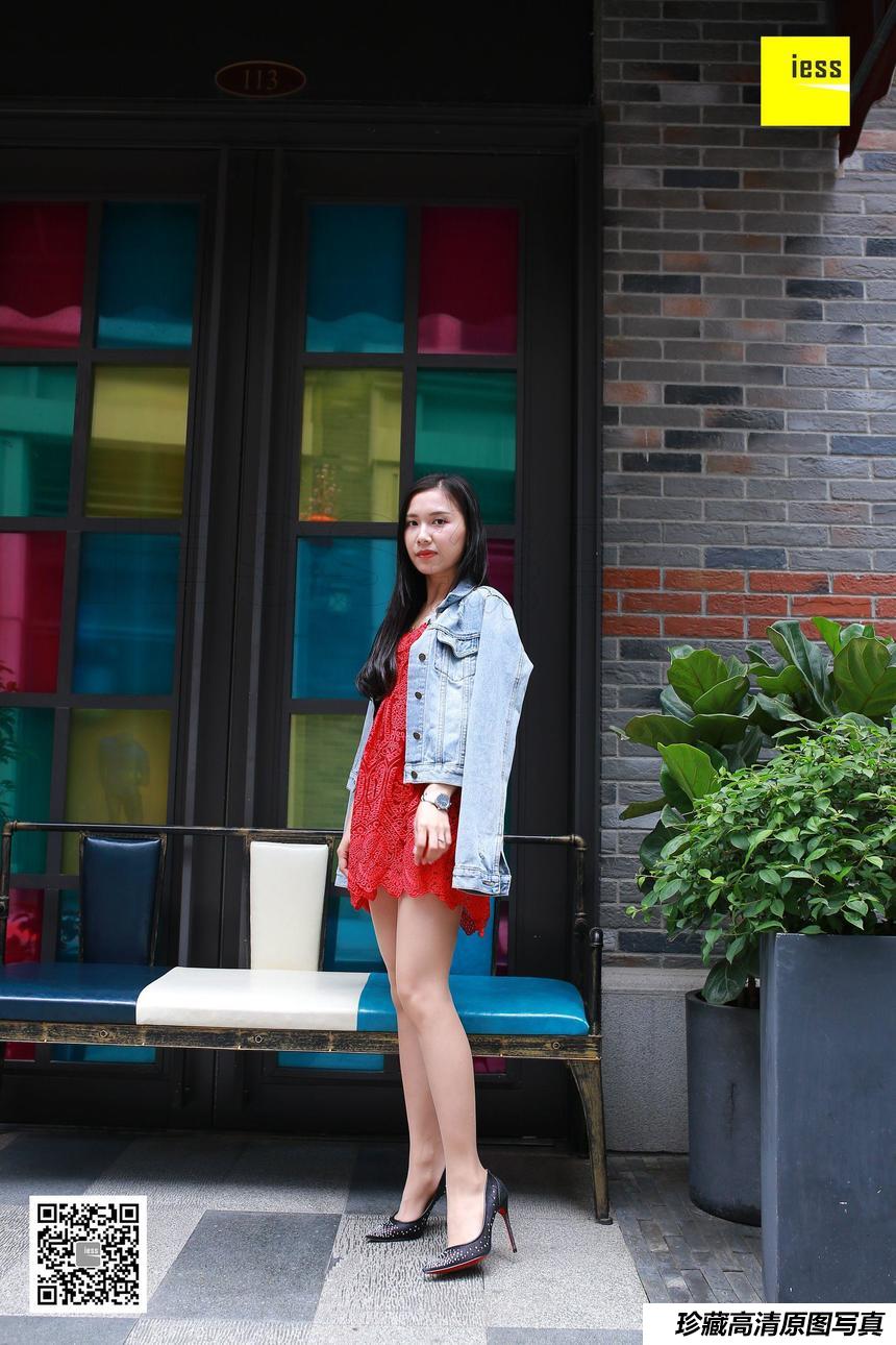 [IESS异思趣向] 2018.06.13 丝享家253：《辣妈帅气街拍》辣妈（君君） [90+1P/49.7M]