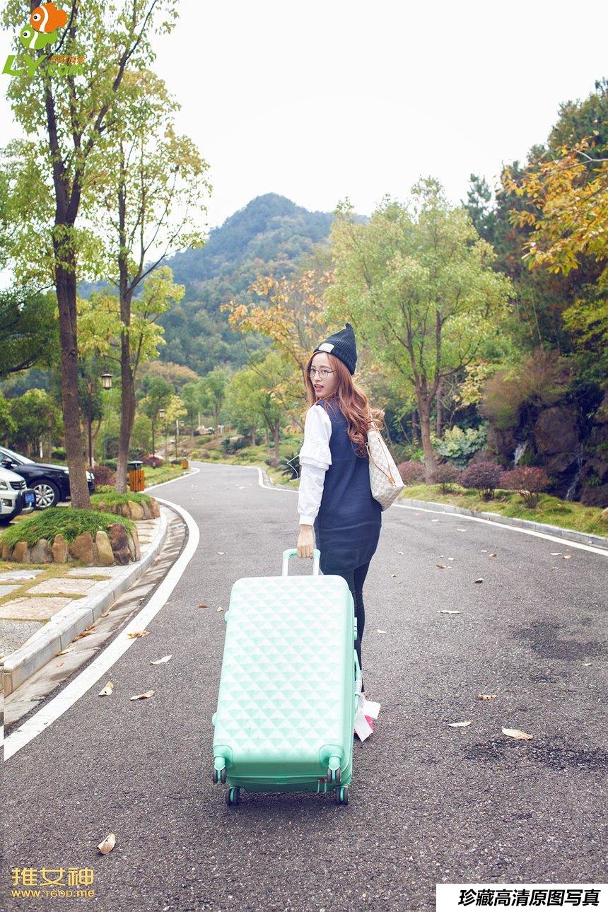 [TGOD推女神]2014.12.17 伊伊-木兰天池 [62+1P／207M]