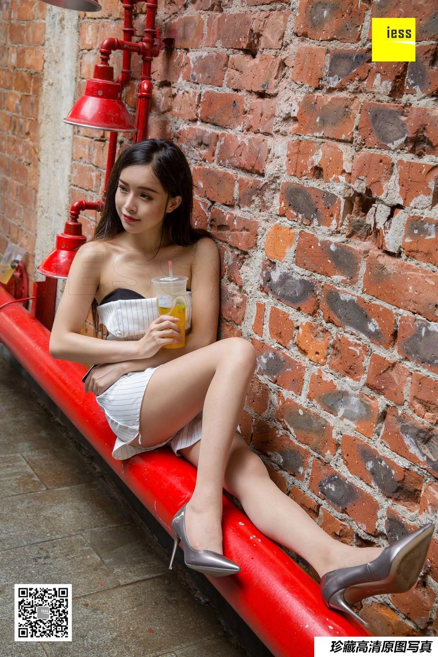 [IESS异思趣向] 2018.06.22 丝享家260：《网红带你逛街拍圣地》小羽[85P/42M]