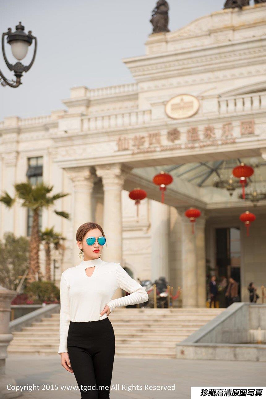 [TGOD推女神]2015.04.28 女神驾到 仙华四季温泉 Ice艾希&程小烦 [48P／214M]