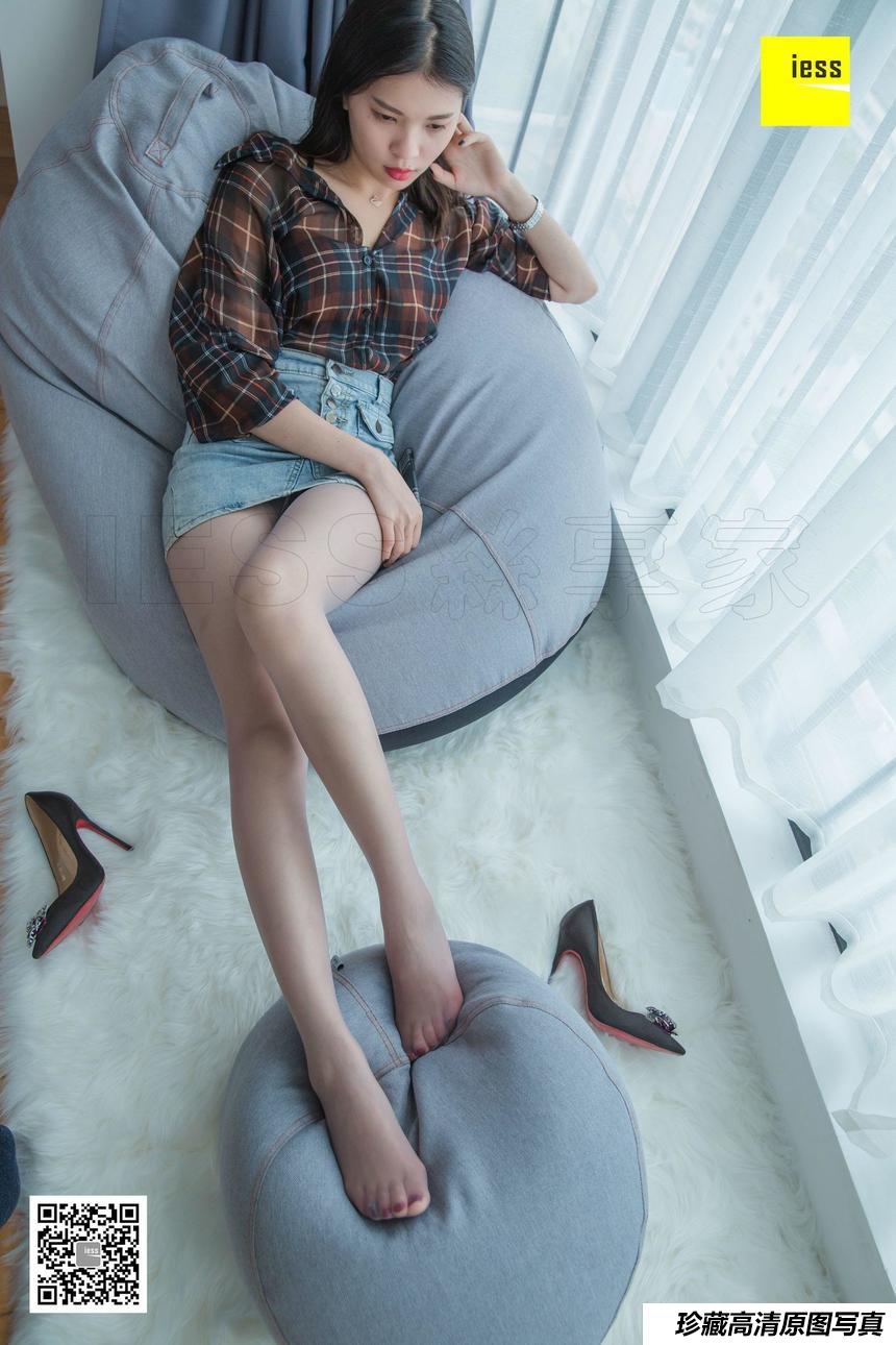 [IESS异思趣向] 2018.10.11 丝享家335：《白毛绒地毯上的灰丝》七七 [93P]
