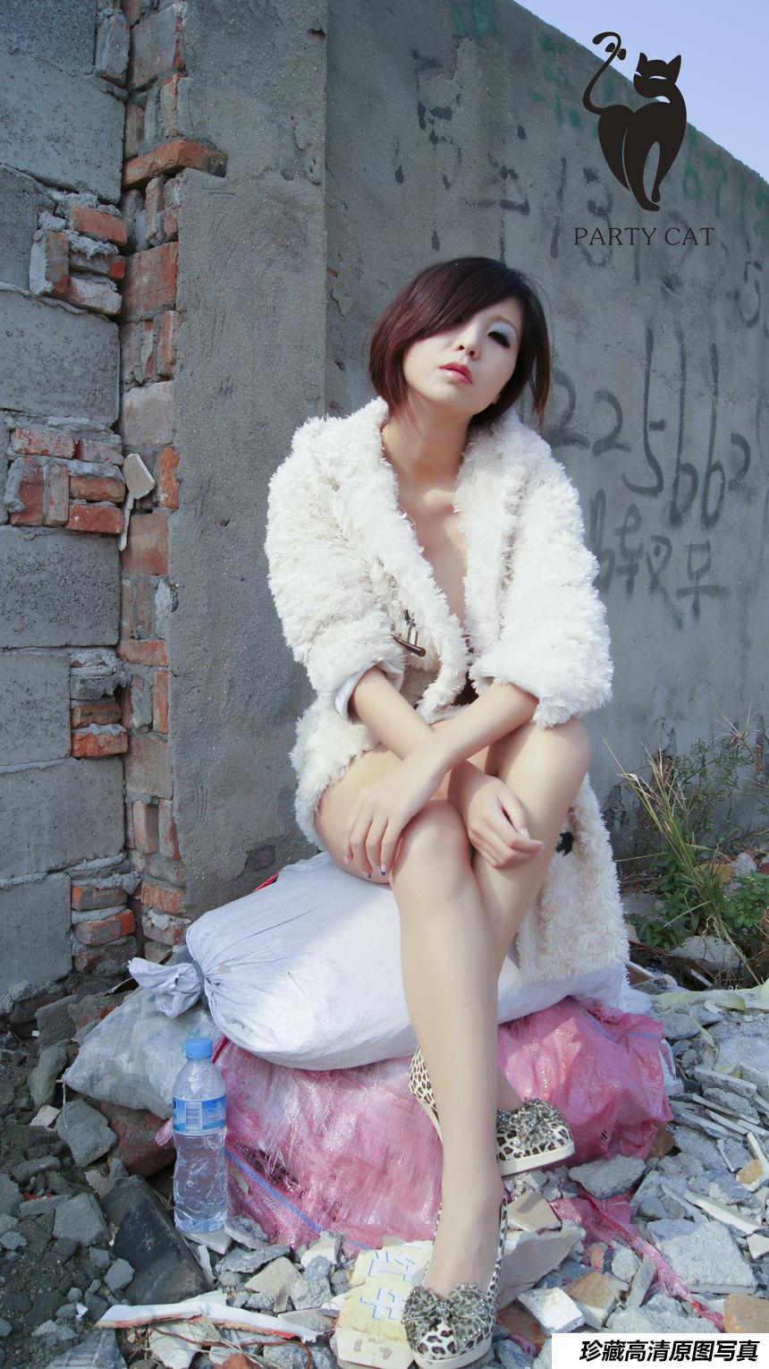 [PartyCat轰趴猫] 2017.12.27 NO.030 [30+1P]