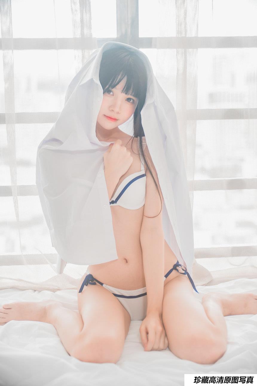 COS 桜桃喵 – 白衬衫双马尾 [47P]