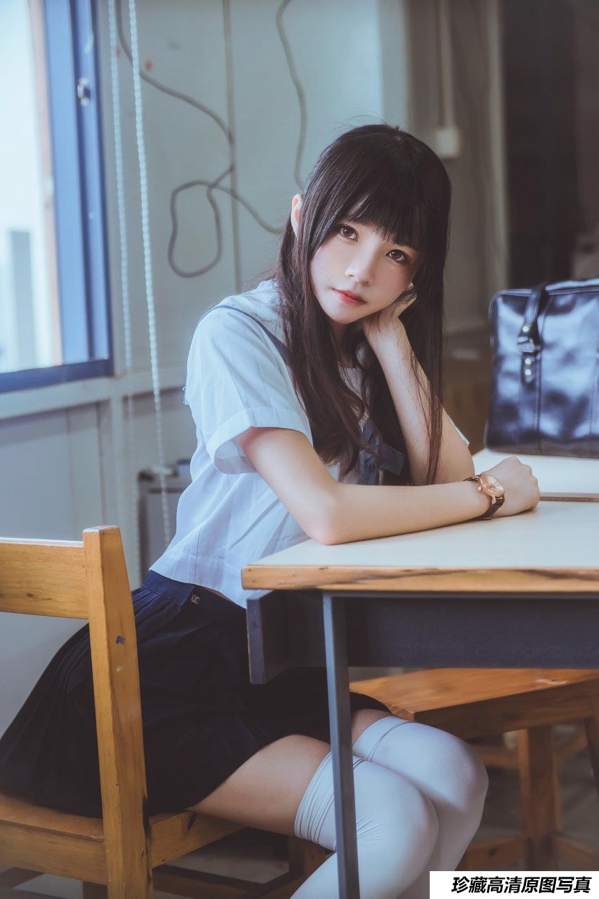 COS 桜桃喵 – 蓝白水手服 [39P]