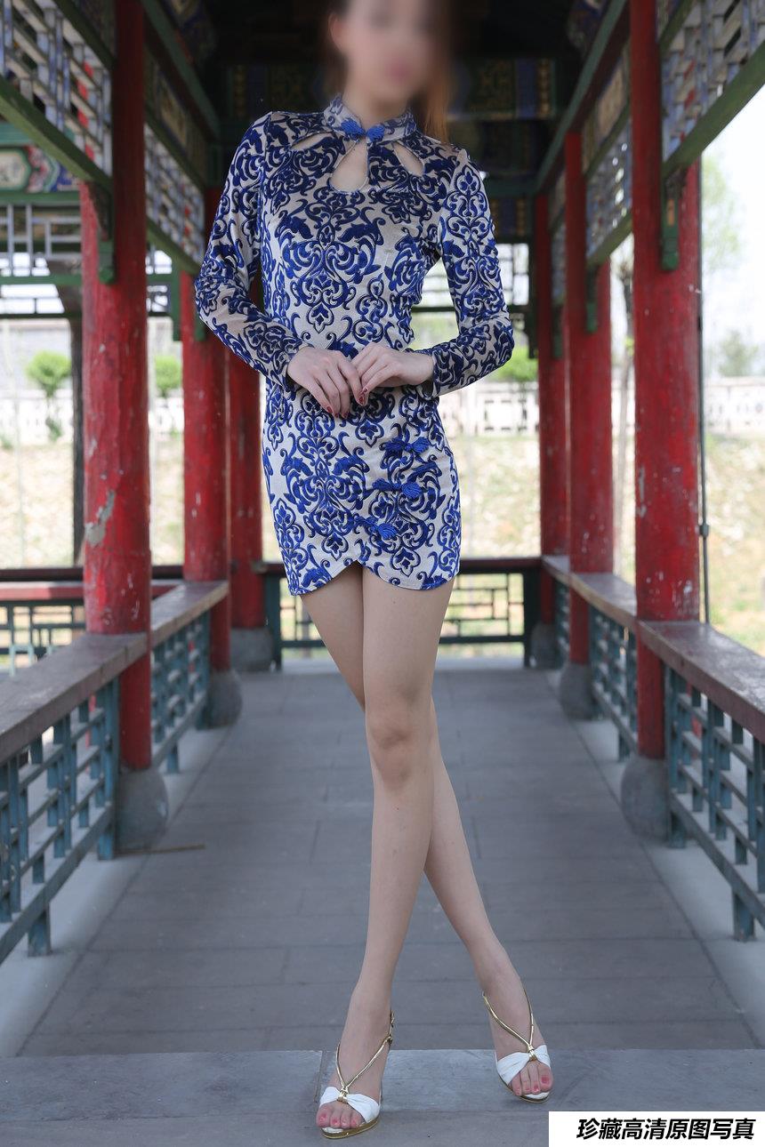 Nicole图集 No.005 公园薄肉丝美足-1 [163P-1.43GB]