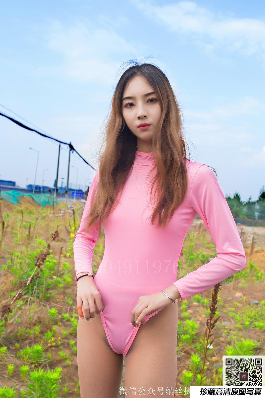 纳丝摄影 白雀 户外丝袜透视丁字裤 [36P1V-682MB]