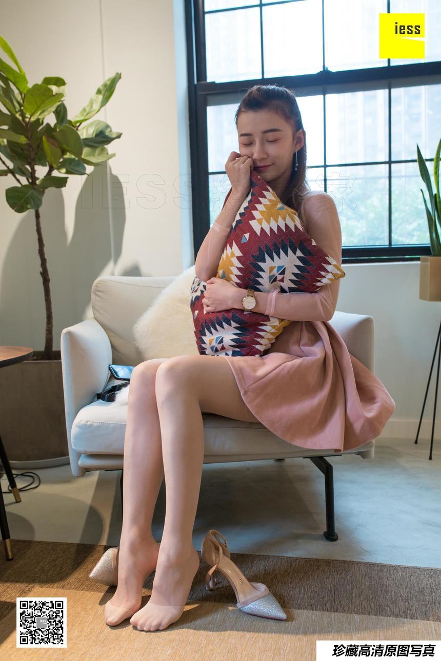 [IESS异思趣向] 2019.02.25 丝享家431：秋秋粉嫩脚尖加固 [89P]