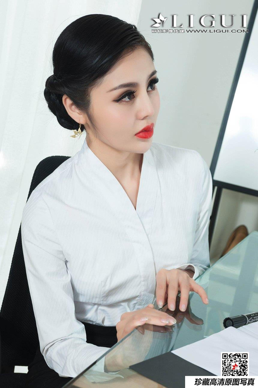 [Ligui丽柜]2019.03.08 Model 凉儿&兔子 [80P]-绅士图