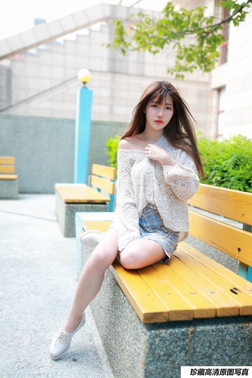 台湾美女欣欣 新竹文化中心外拍 [163P]