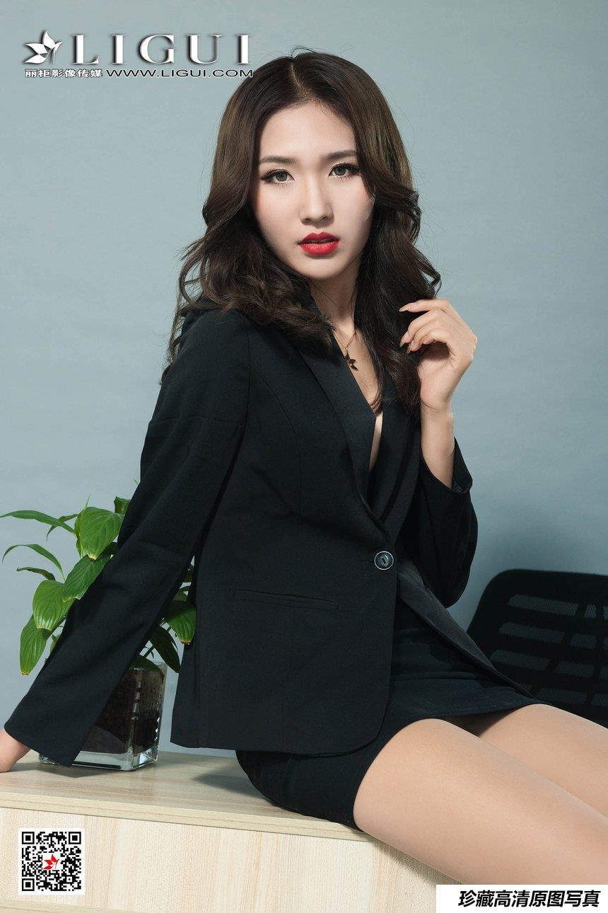 [Ligui丽柜]2019.06.12 网络丽人 Model 星星 [64+1P]