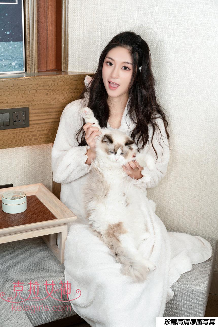 [Kelagirls克拉女神]2019.03.11《她与她的猫》汤怡[28P／522MB]