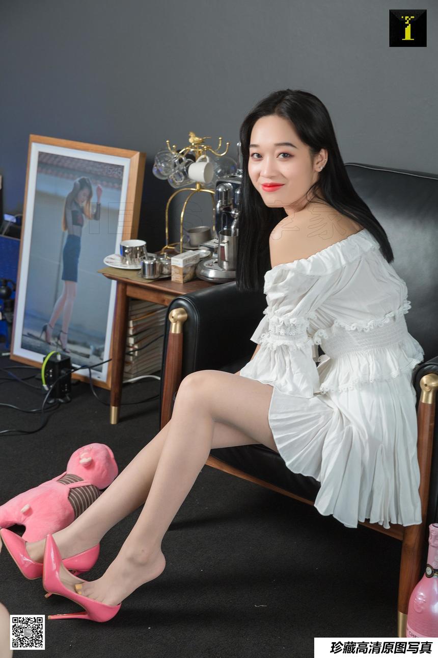 [IESS异思趣向]2019.07.05 丝享家522：可乐的少女系高跟 [86P]