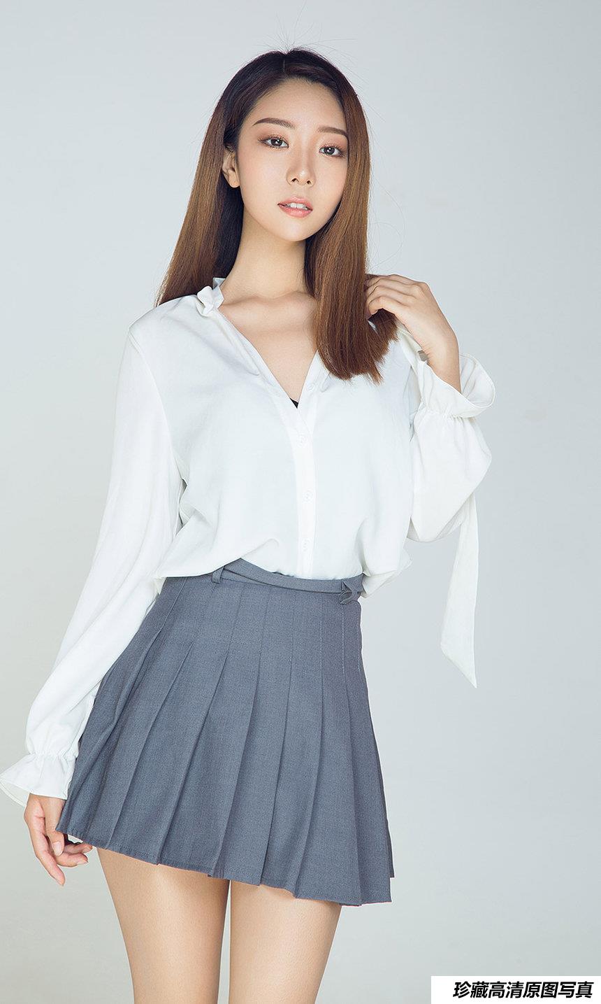 [Ugirls尤果网] 爱尤物 2019.04.02 No.1413 依然然 纯情调色盘 [35P]