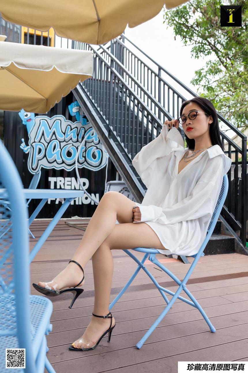 [IESS异思趣向]2019.07.20 丝享家533：可乐 – 男友衬衫里的温柔 [90P]