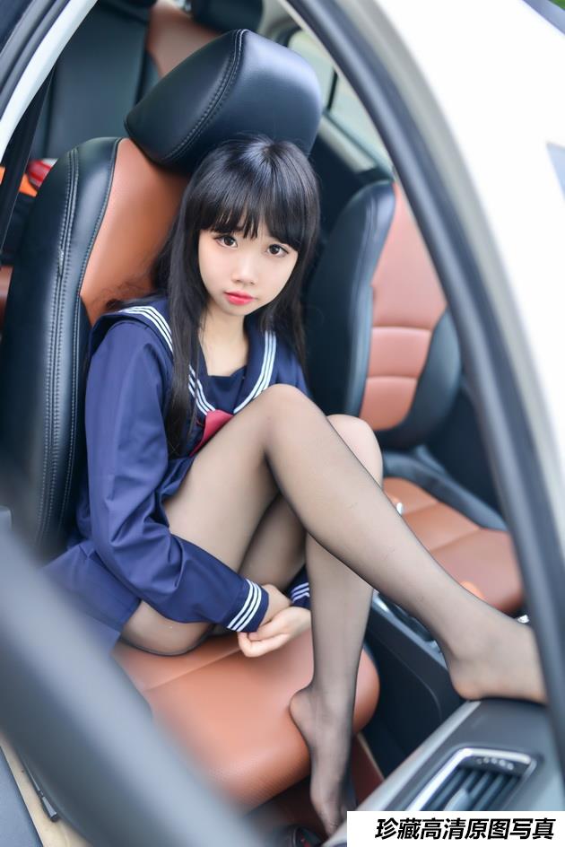 Cos小姐姐雪琪 – 车内JK [20P93.1M]