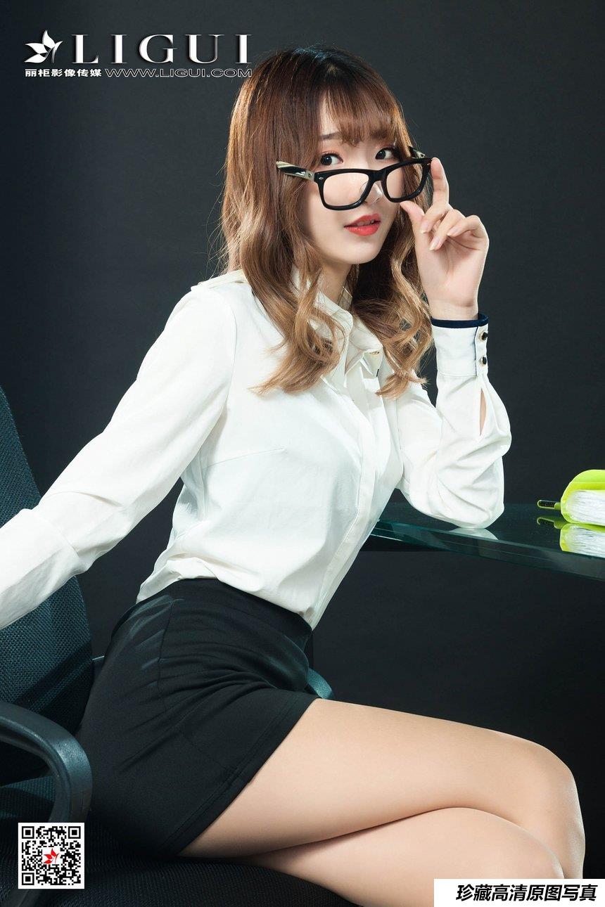 [Ligui丽柜] 2019.07.22 网络丽人Model 小然然 [60+1P]-绅士图