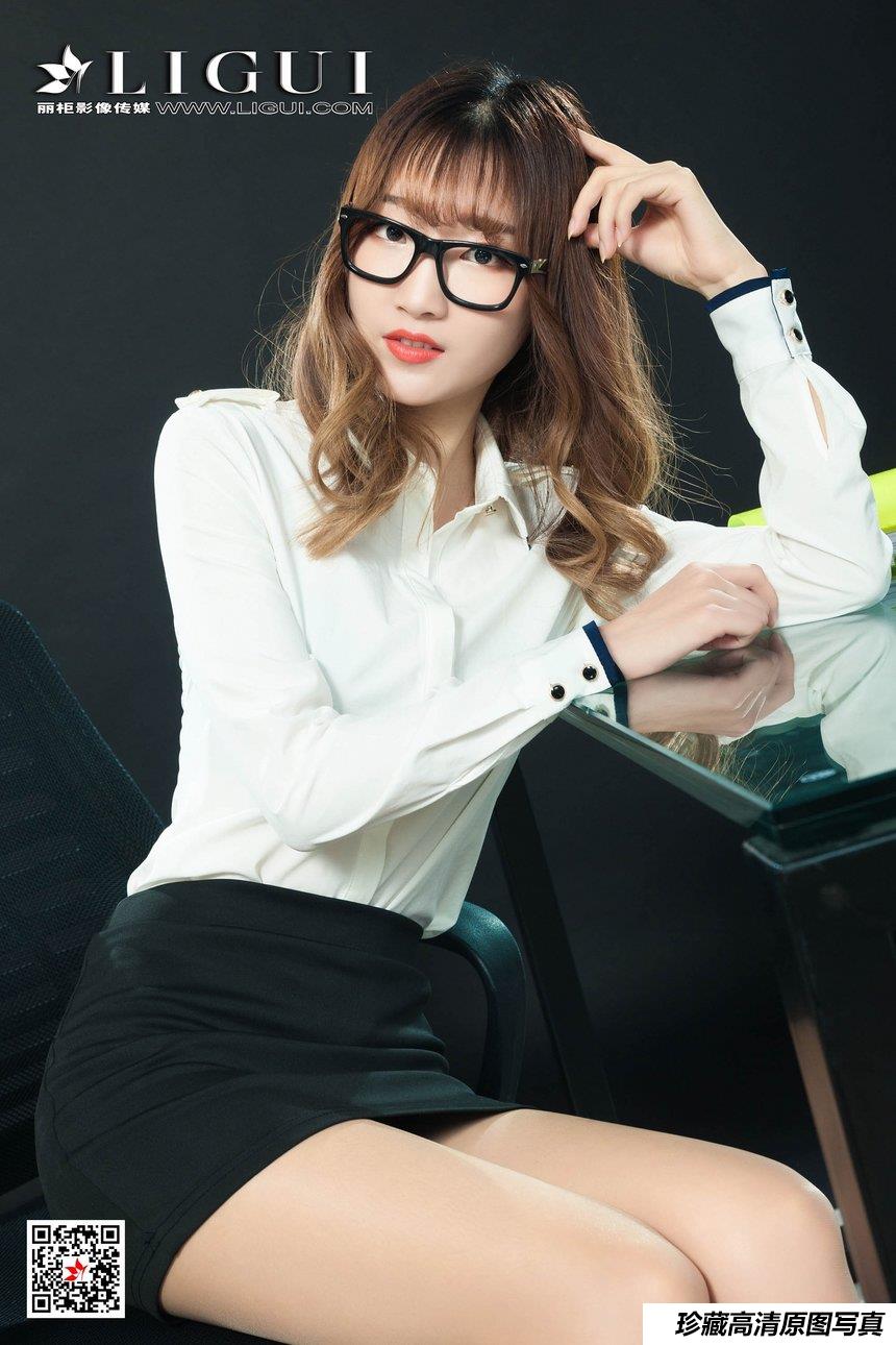 [Ligui丽柜] 2019.07.22 网络丽人Model 小然然 [60+1P]