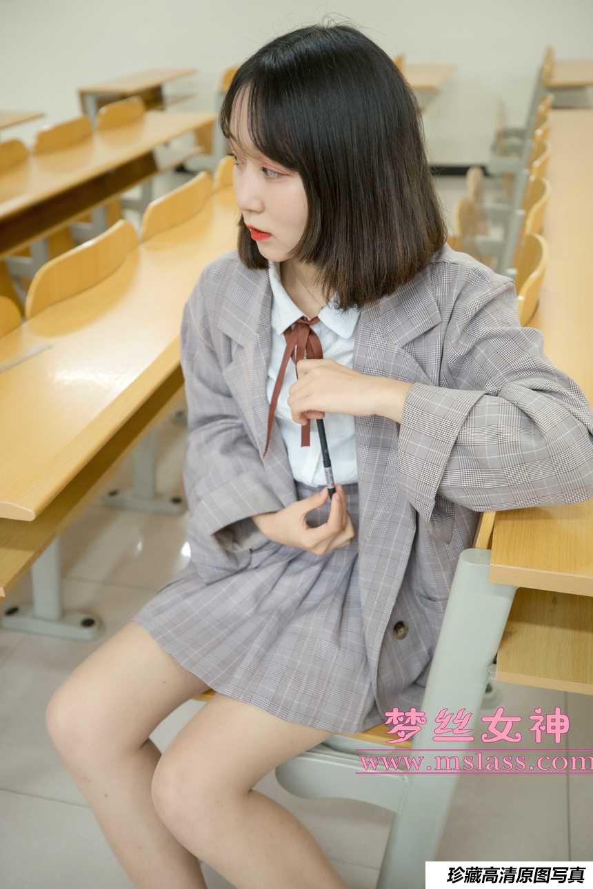 梦丝女神 刘诺-教室顷语 [61+1P]-绅士图