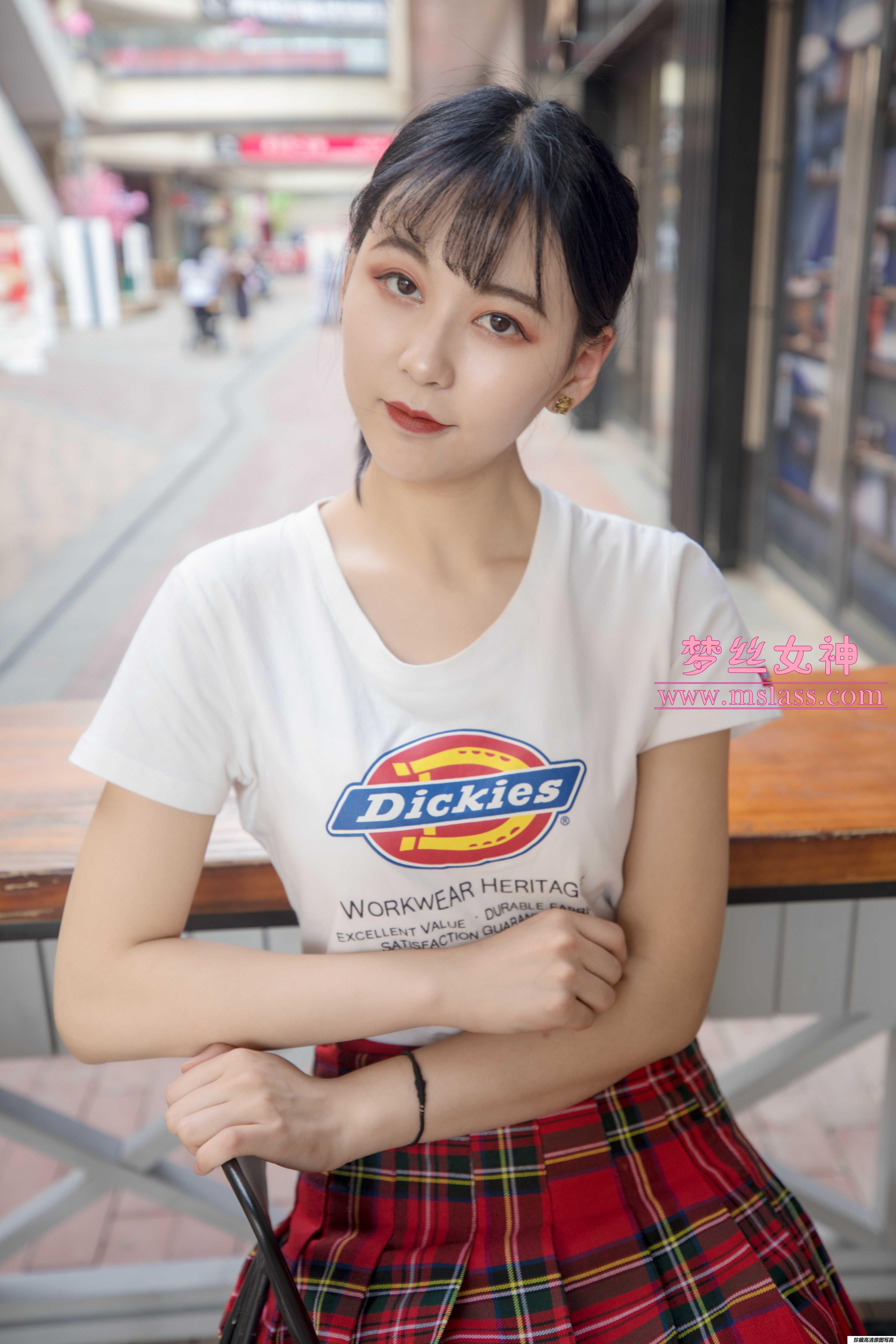 梦丝女神 可岚-油光丝袜 [74+1P]