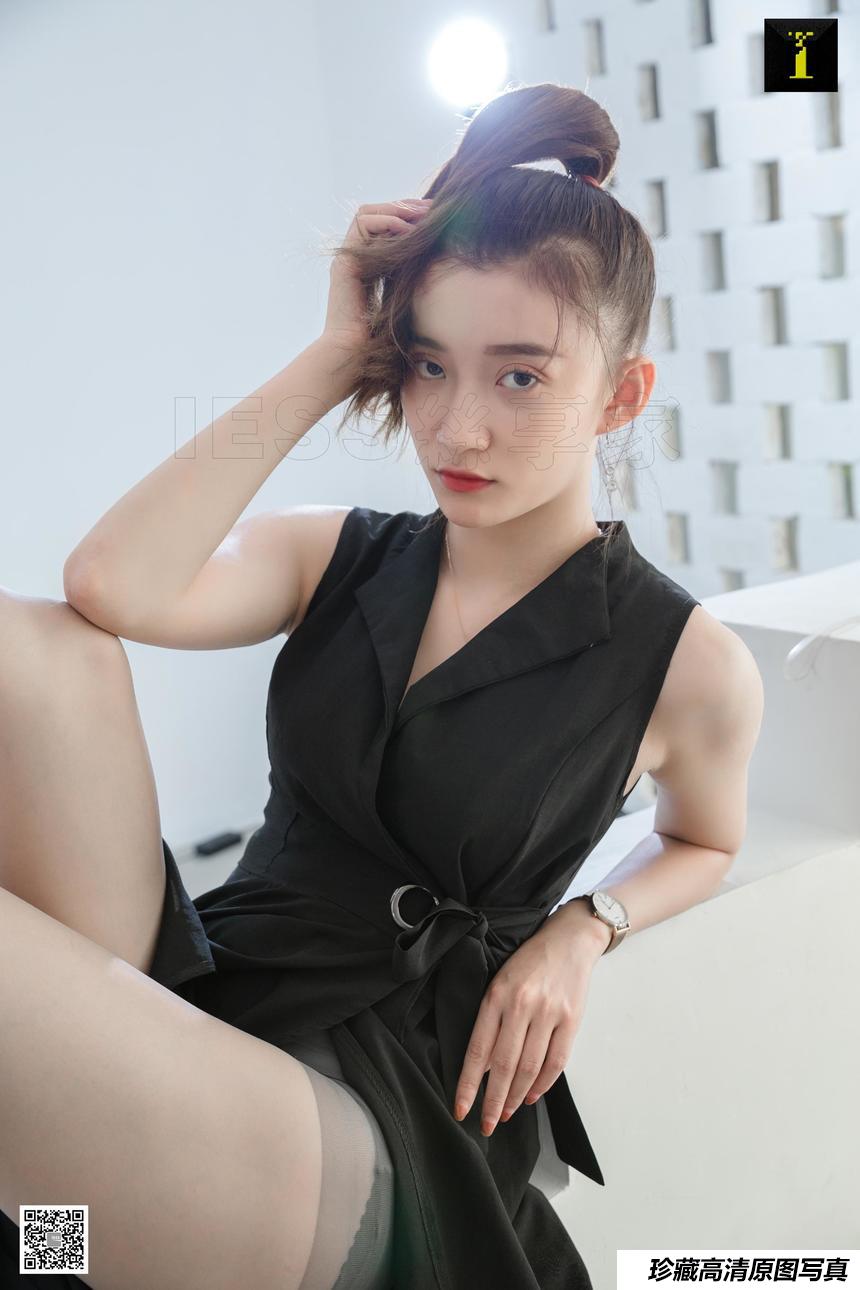 [IESS异思趣向] 2019.08.20 丝享家556： 秋秋袜上的唇印 [91P19M]-绅士图