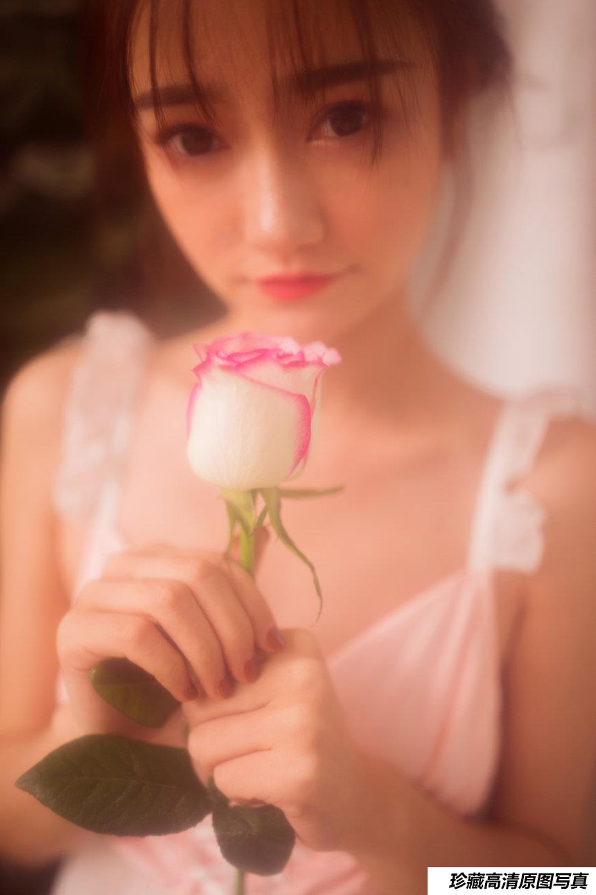 [YALAYI雅拉伊]2018.11.22 No.128 港女 李诗雨