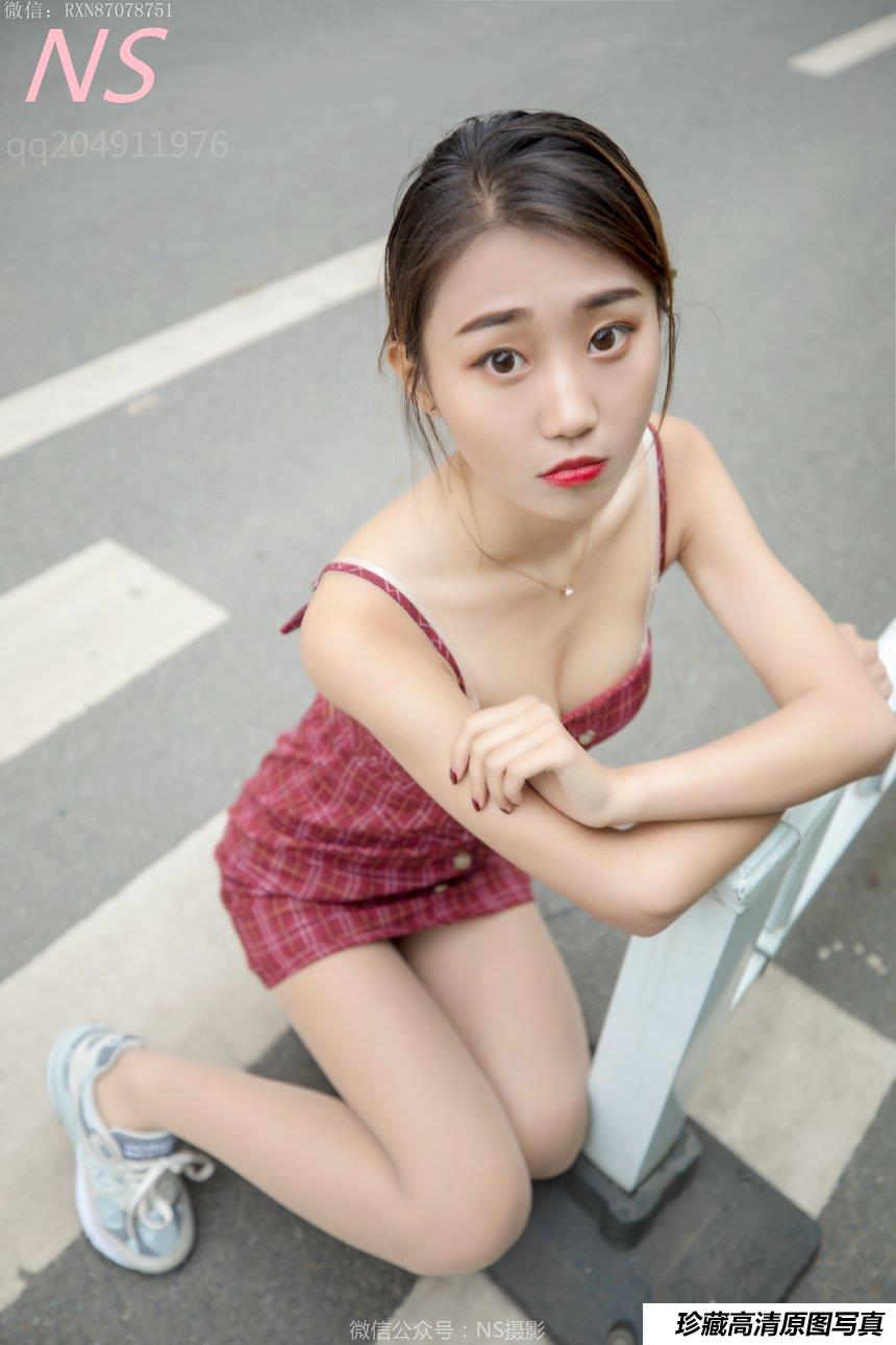 纳丝摄影 婉文 穿着丝袜去喝茶啦 [60P-468MB]