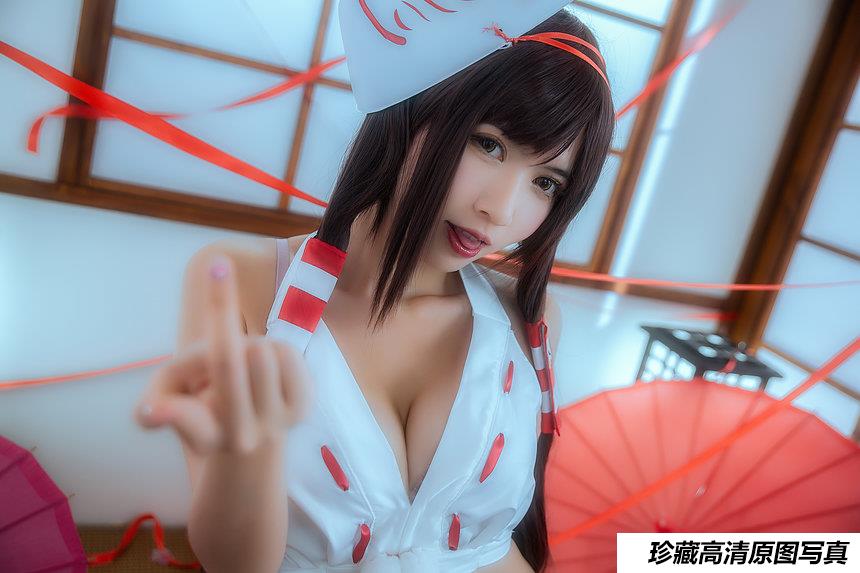 [Cosplay]鳗鱼霏儿 – 巫女 [19P]
