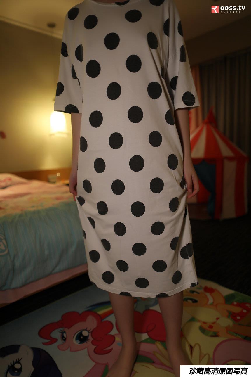 [ROSI写真]2019.08.26 NO.2821 [63+1P/56M]