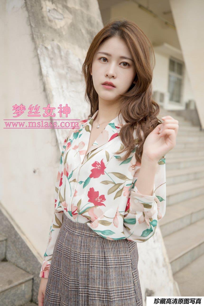 [MSLASS]梦丝女神 - 魏婷婷 宿楼丝袜玉足女神 [67P1V-995MB]-绅士图