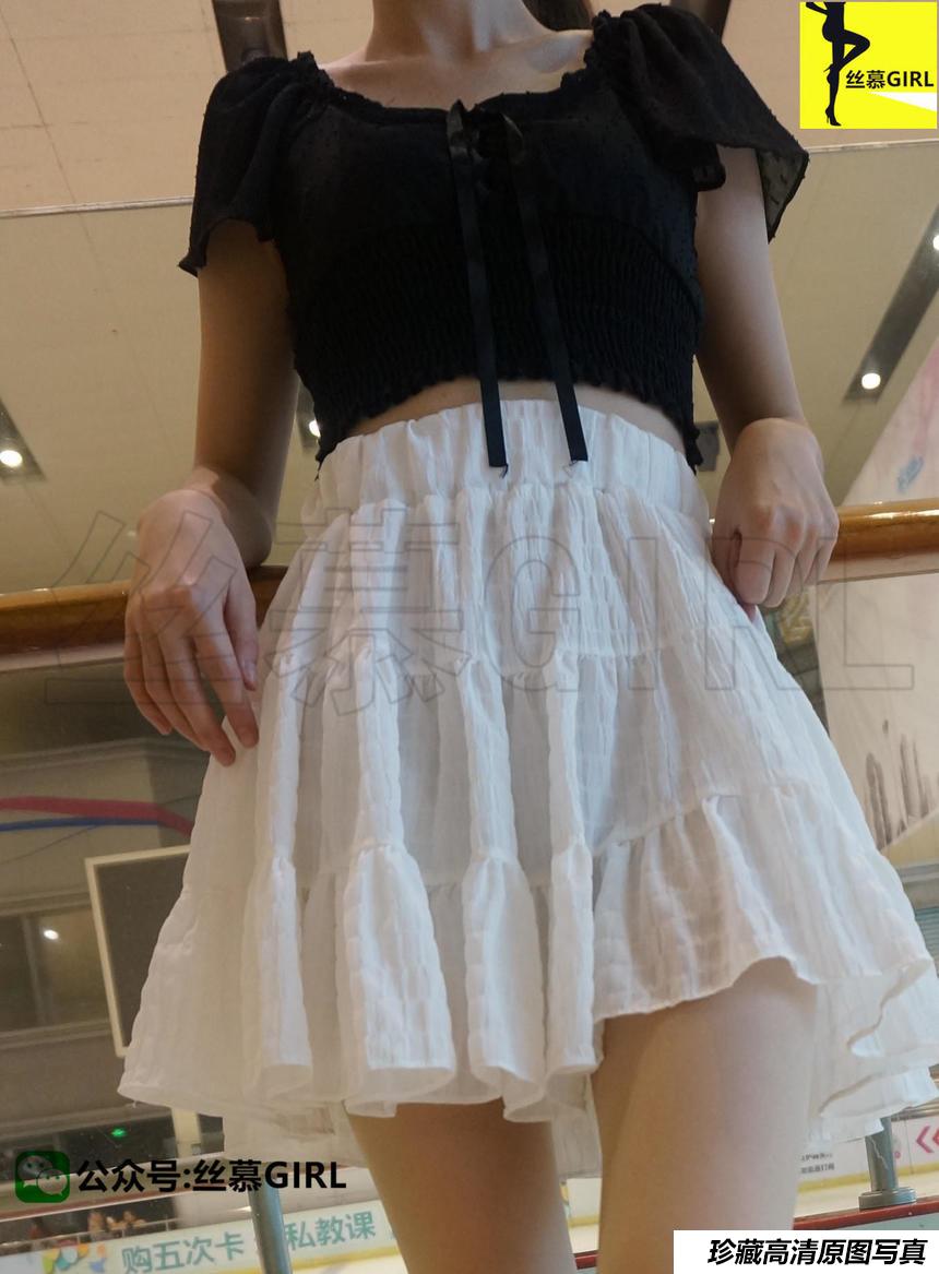 [丝慕写真] 第002期 模特：秋秋《少女丝心》[73P26.8M]