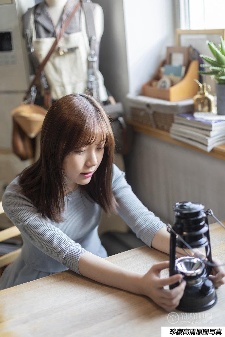 [YALAYI雅拉伊] 2019.06.11 Y249 刘开心 看着你玩 [52+1P]