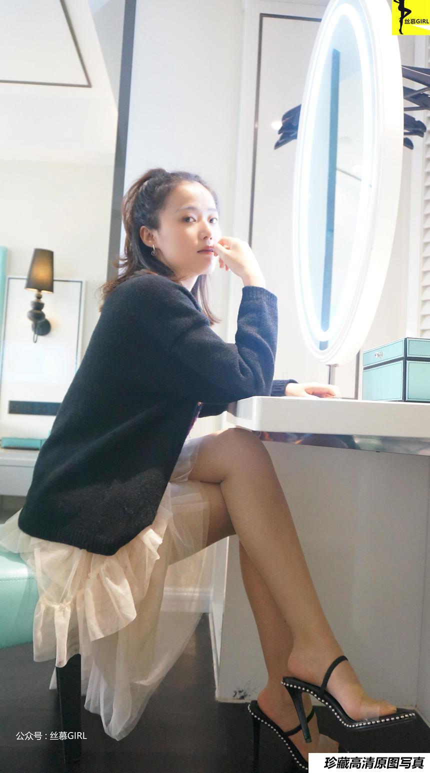 丝慕写真 小蓝 [31P]