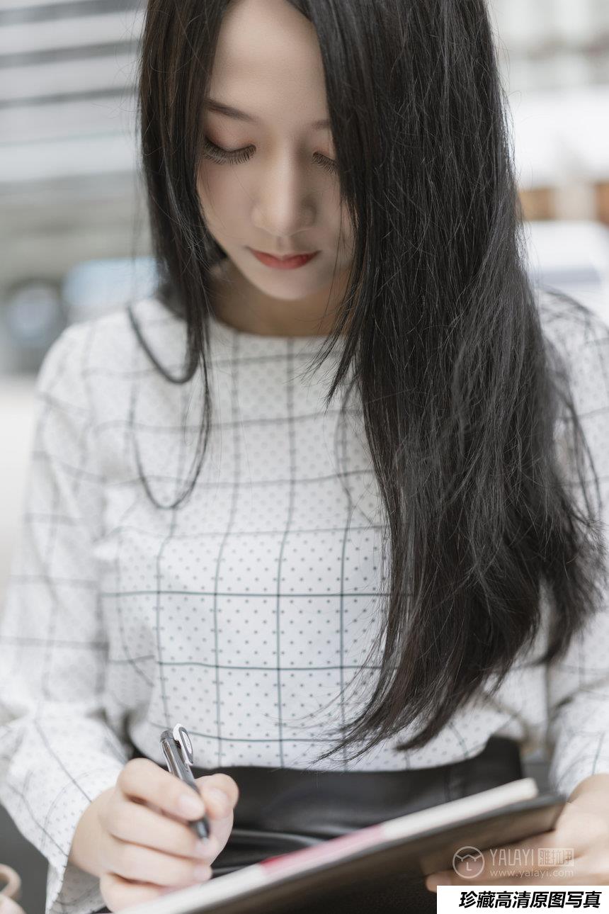 [YALAYI雅拉伊] 2019.06.30 Y322 何嘉颖  女白领的私生活1 [42+1P]