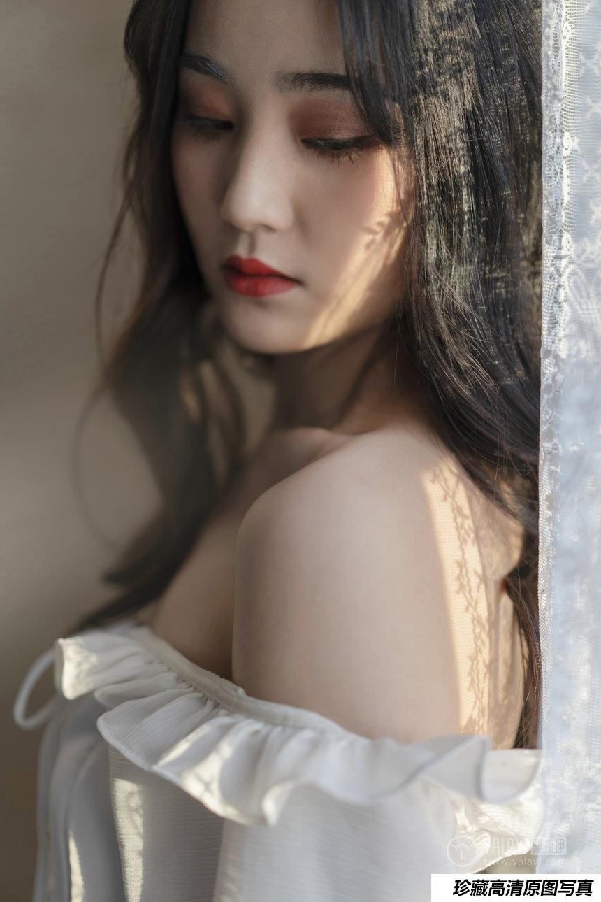 [YALAYI雅拉伊] 2019.08.01 Y168 项兴咏 画中伊人 [46+1P]