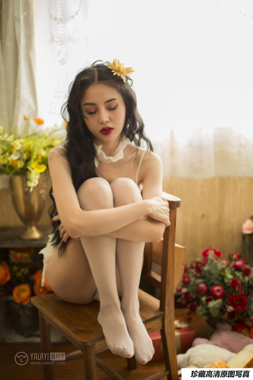 [YALAYI雅拉伊] 2019.07.22 Y154 凉儿 圣诞女皇 [45+1P]