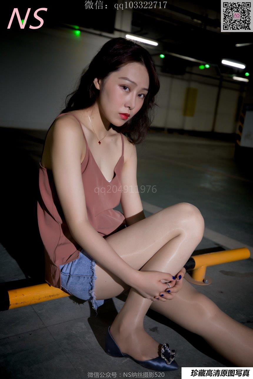 纳丝摄影 小朱茵 地下车库的丝袜美腿女郎 [64P-423MB]-绅士图
