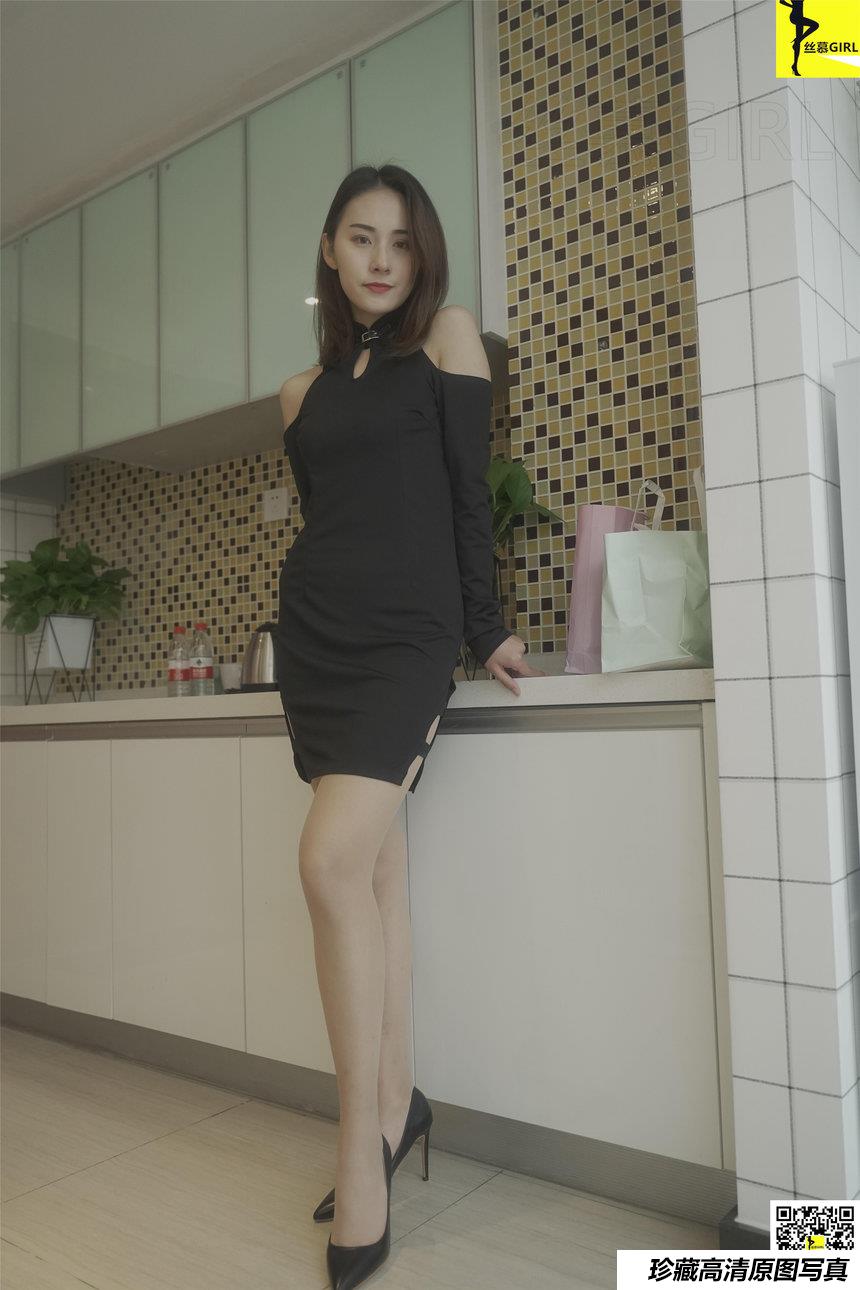 丝慕写真 第053期 模特：婷伊《初见》