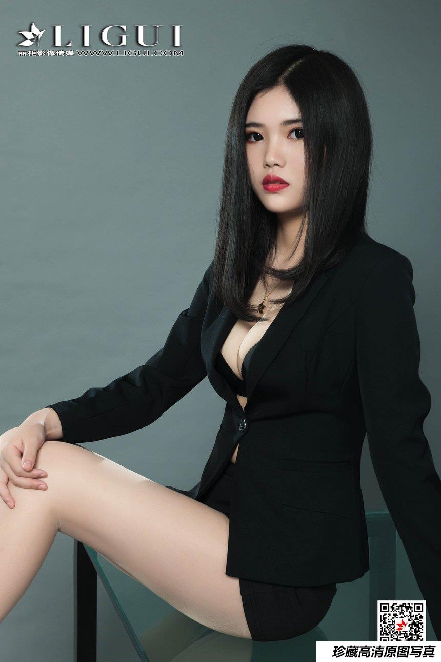[Ligui丽柜]2019.11.26《职场新秀》- 小辫儿[46+1P94.8M]-绅士图