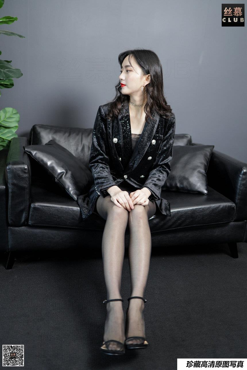 丝慕写真  SM130 佳佳 - 烈焰红唇