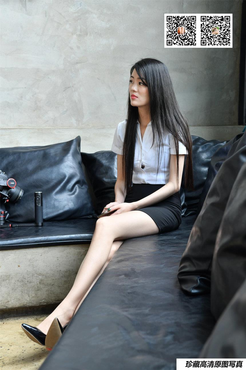 [Lass奇趣] – 双双 职业装的魅力