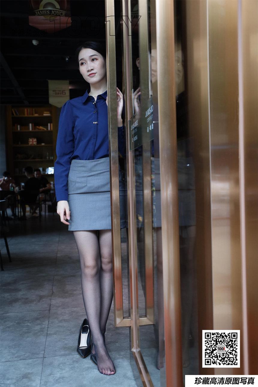 [IESS异思趣向] 一千零一夜 模特：腿腿《餐厅的服务员2》