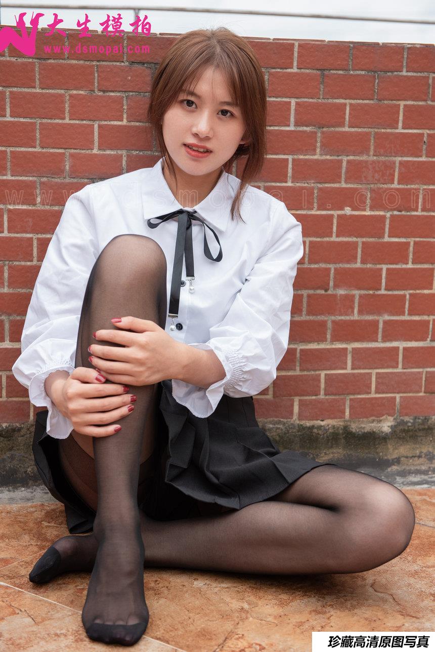 大生模拍 No.008 小颖 学院黑丝 【内有视频资源】